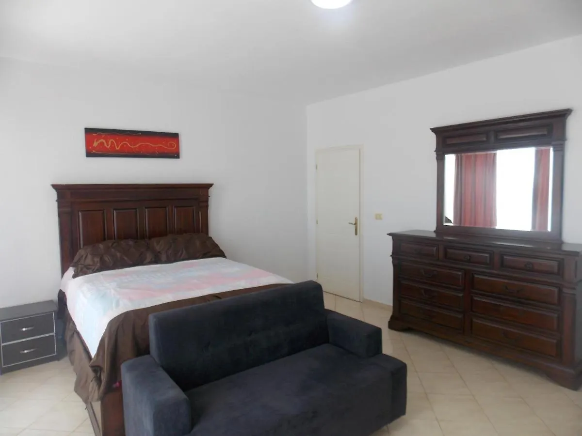 Damian Saranda Hotel 2*, Sarande