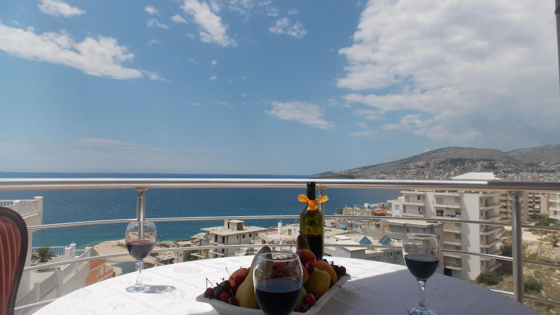Damian Saranda Hotel Sarande